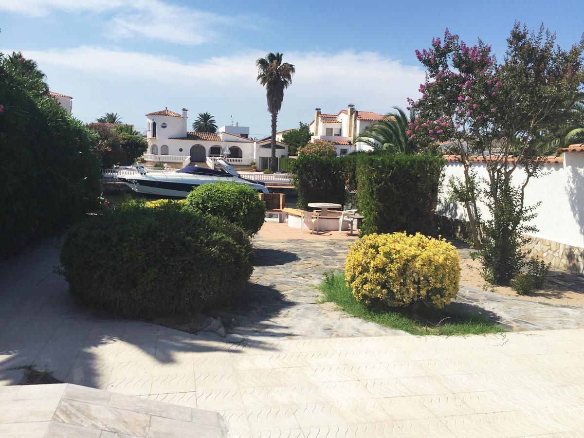 Cap Ras 40 A Villa Empuriabrava Dış mekan fotoğraf