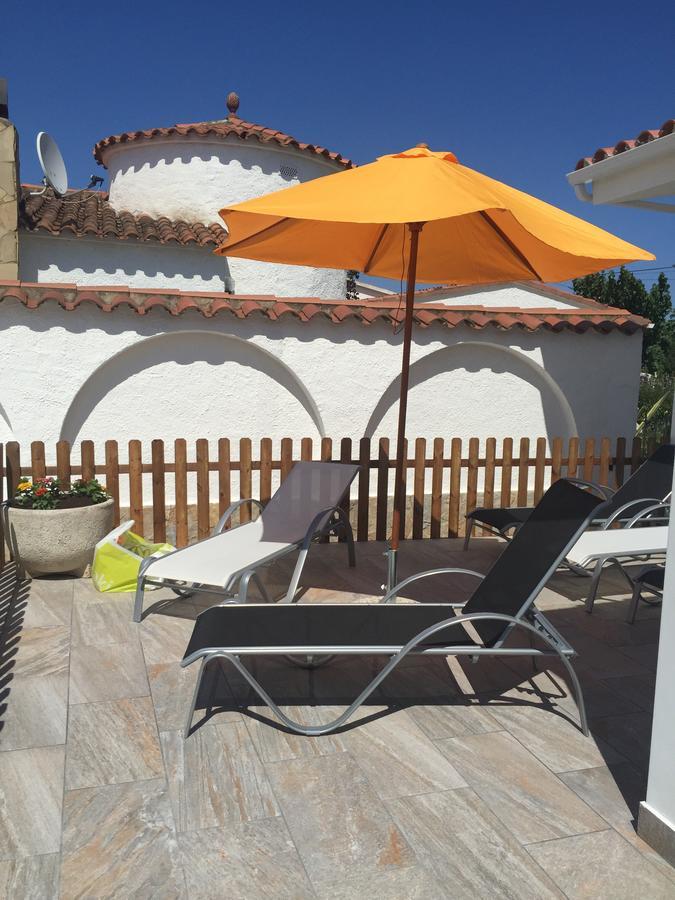 Cap Ras 40 A Villa Empuriabrava Dış mekan fotoğraf